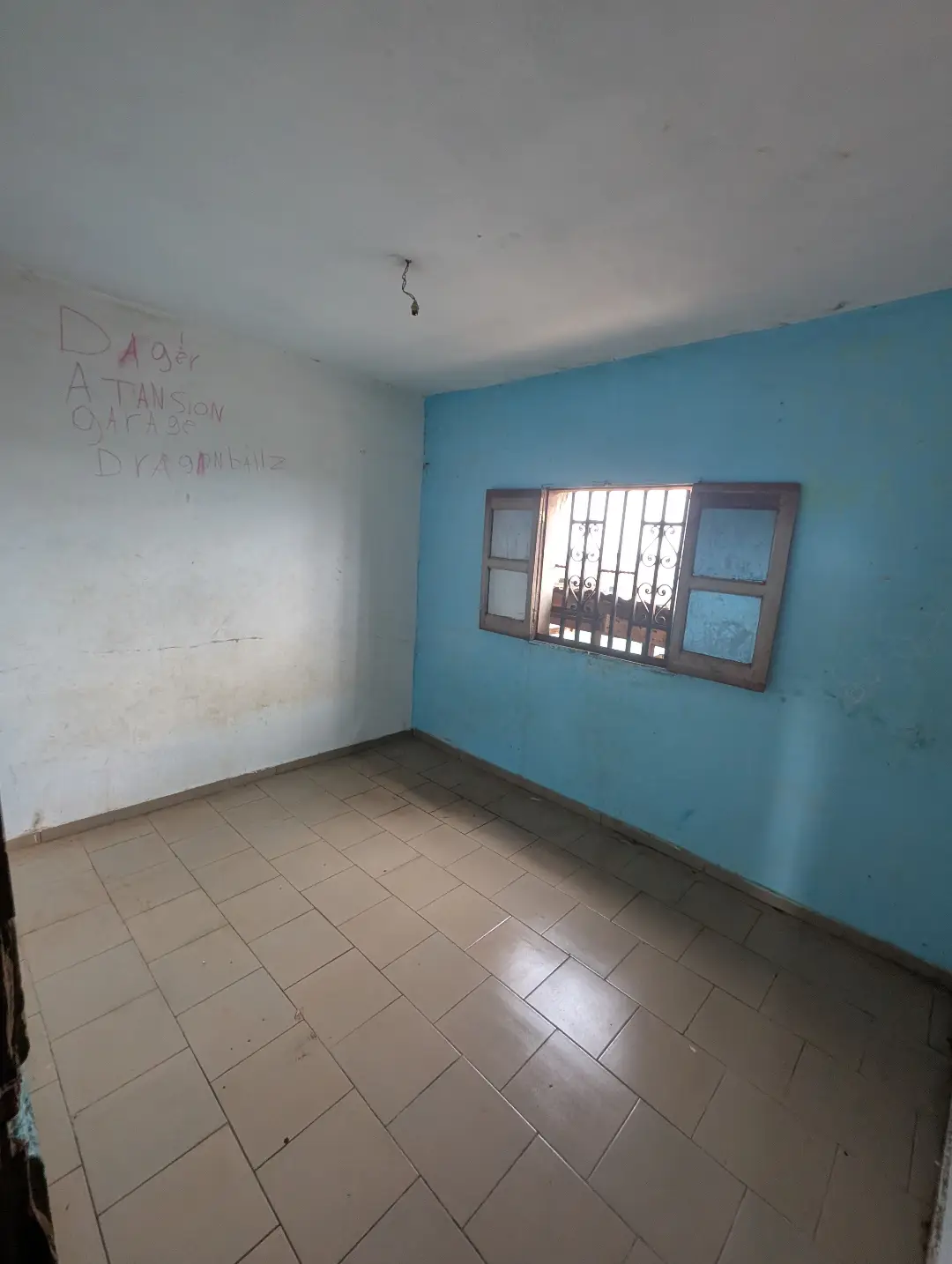 Studio moderne à louer à Bafoussam Colaco - Image 7