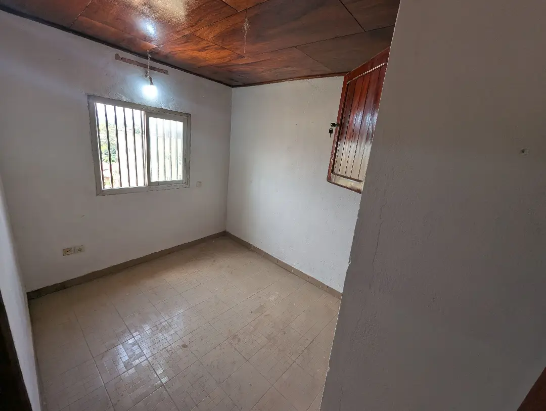 Appartement moderne à louer à Bafoussam Palace - Image 7