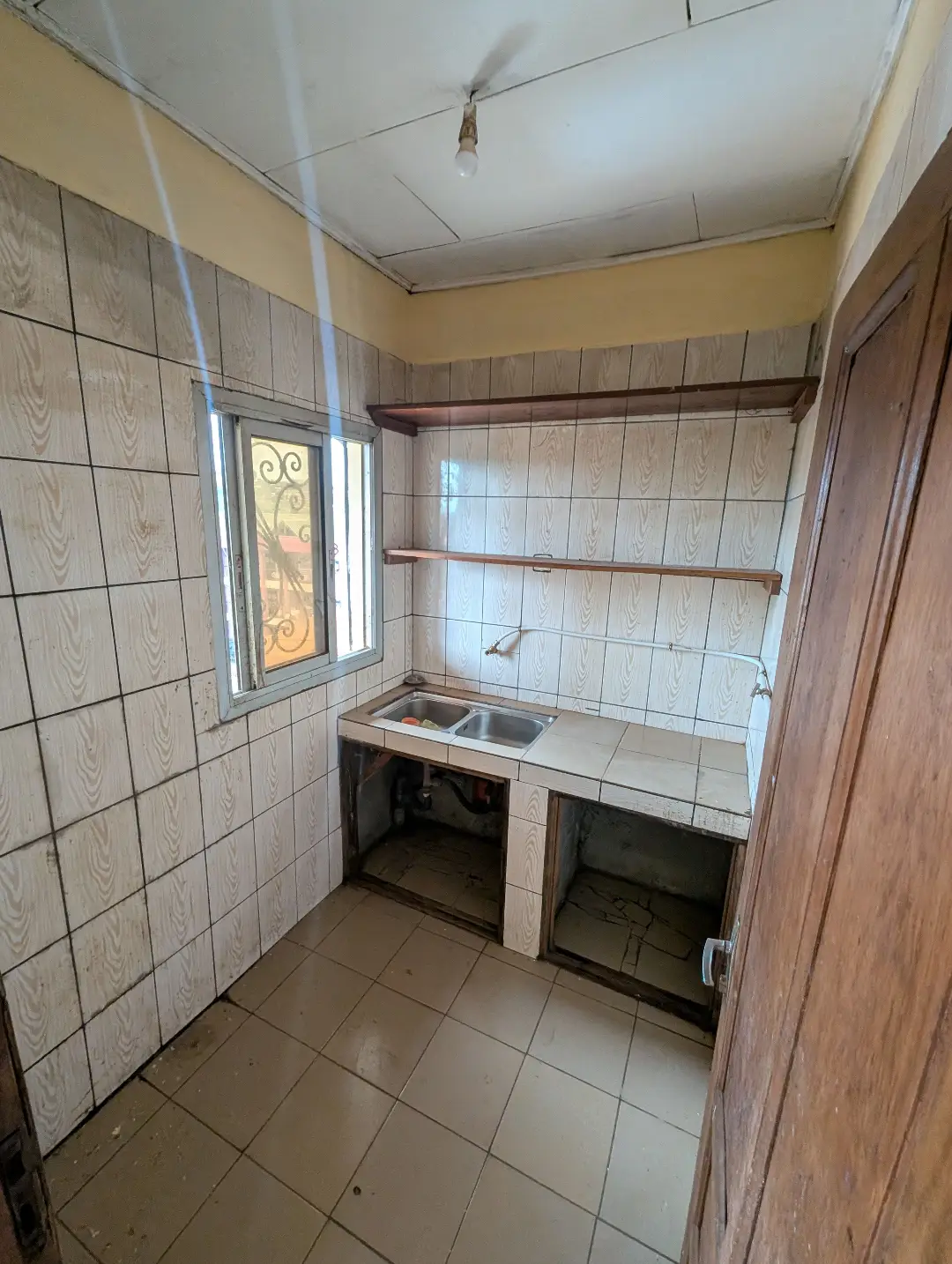Appartement moderne à louer à Bafoussam Camoco Cami Toyota - Image 7