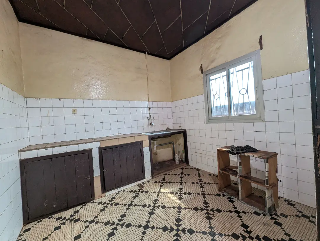 Appartement moderne à louer à Bafoussam Total D'en Bas - Image 7