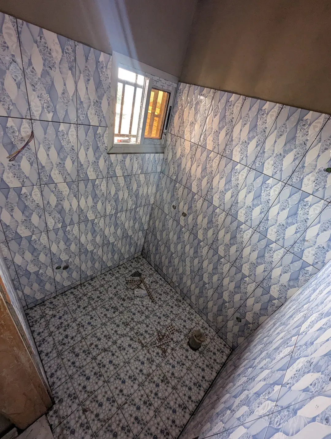Chambre moderne à louer à Bafoussam Tougang Ville - Image 7