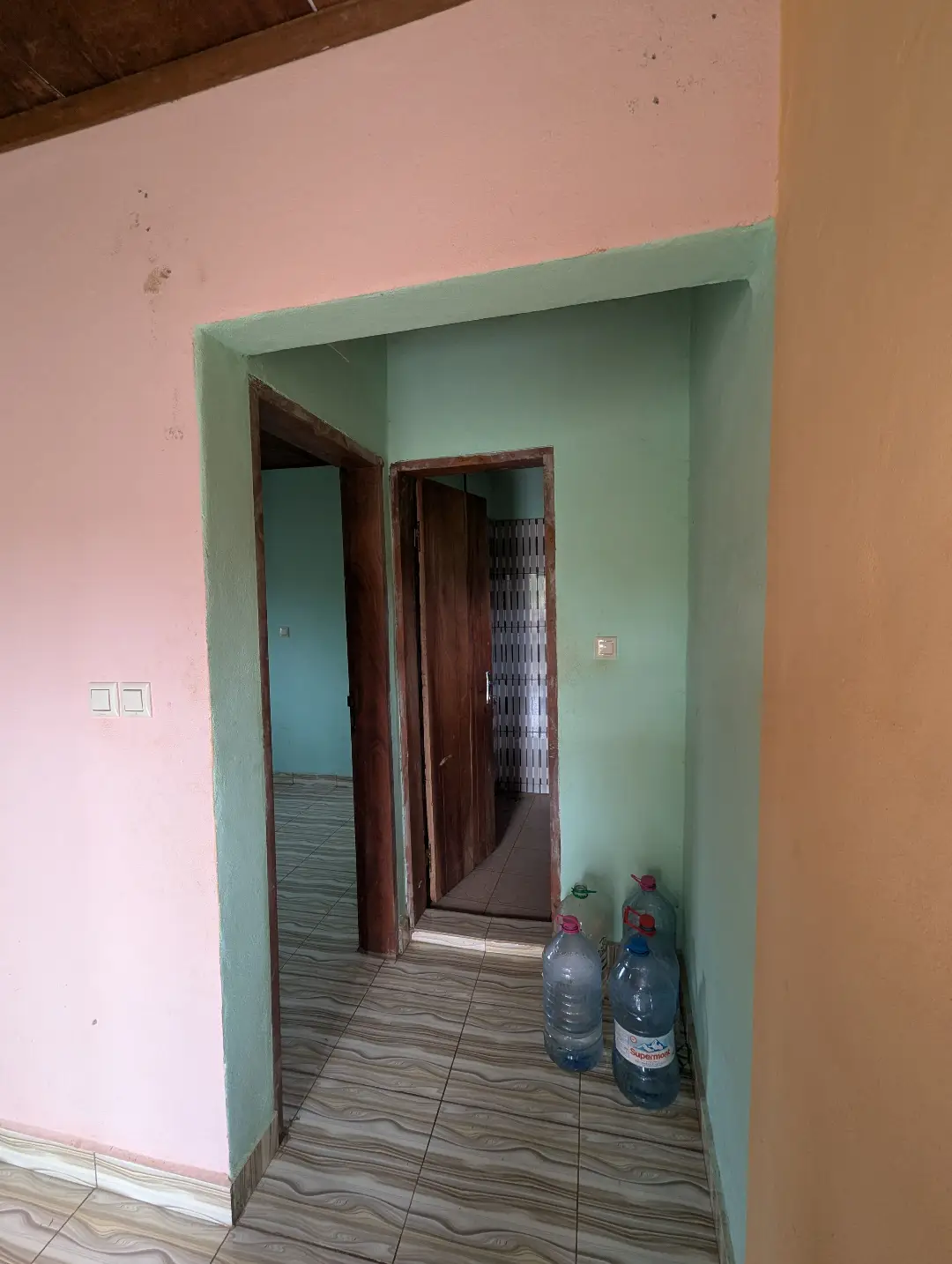 Studio moderne à louer à Bafoussam Toket (lycee) - Image 7