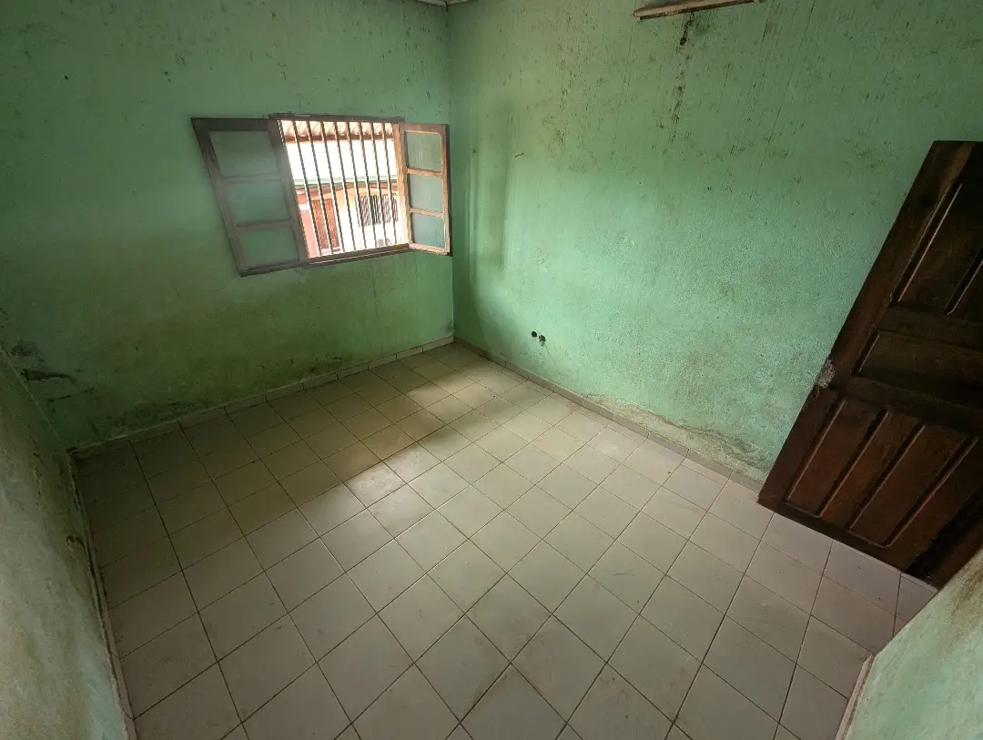 Appartement moderne à louer à Bafoussam Mairie Rural - Image 7