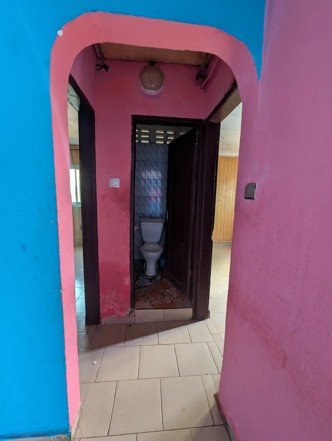 Appartement moderne à louer à Bafoussam Gabon Bar - Image 7