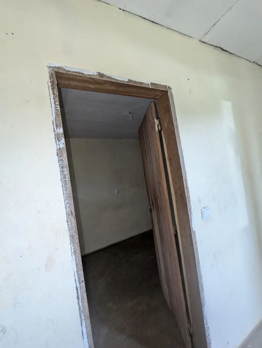 Studio moderne à louer à Bafoussam Petit Paris - Image 7