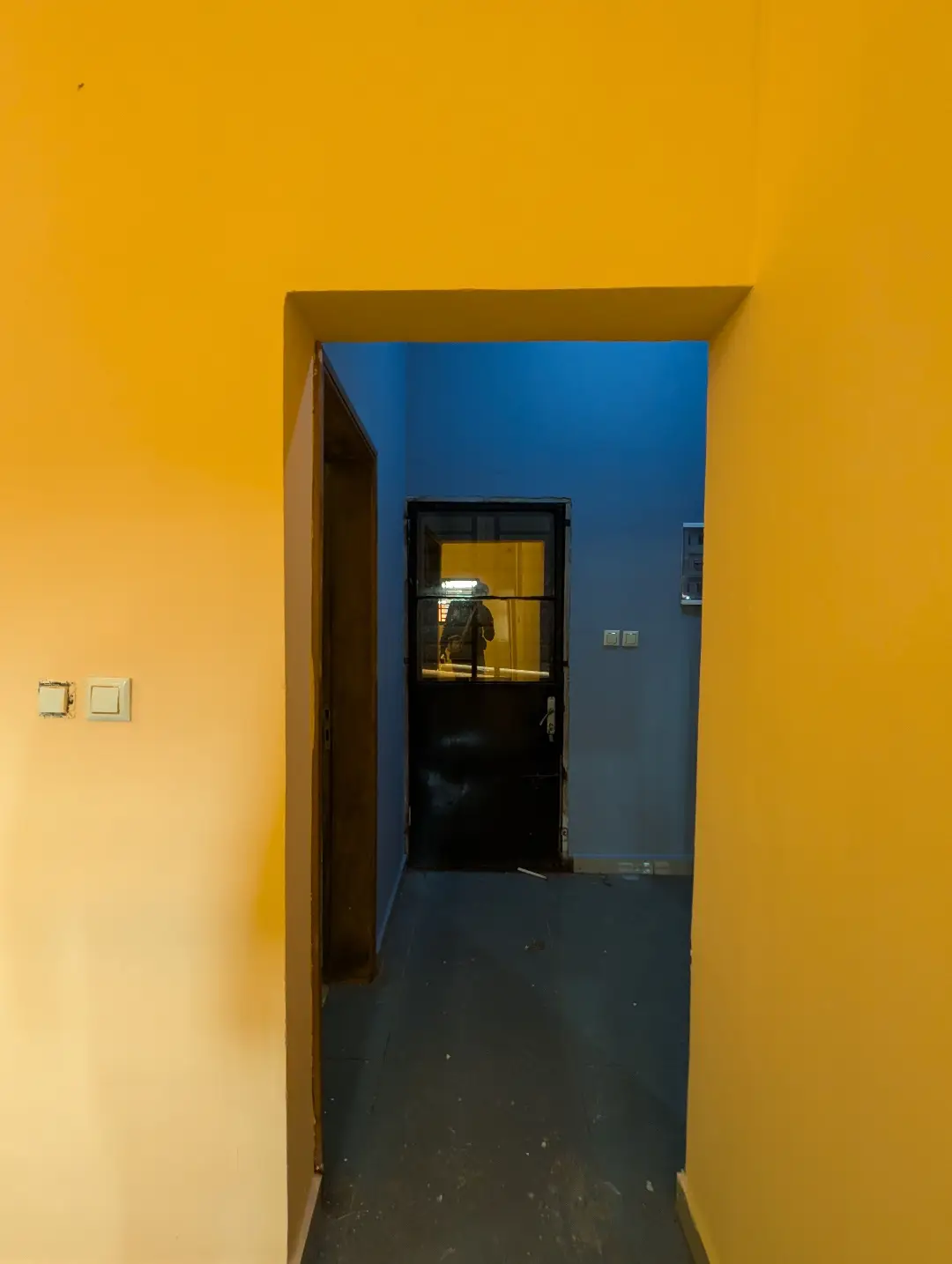 Studio moderne à louer à Bafoussam Entree De La Ville - Image 7