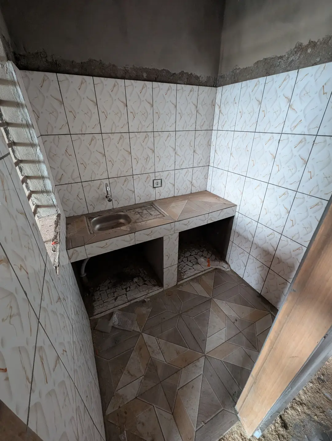 Appartement moderne à louer à Bafoussam Carrefour Saint Thomas - Image 8