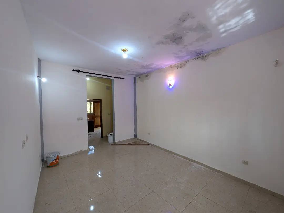 Appartement moderne à louer à Bafoussam Toket - Image 8