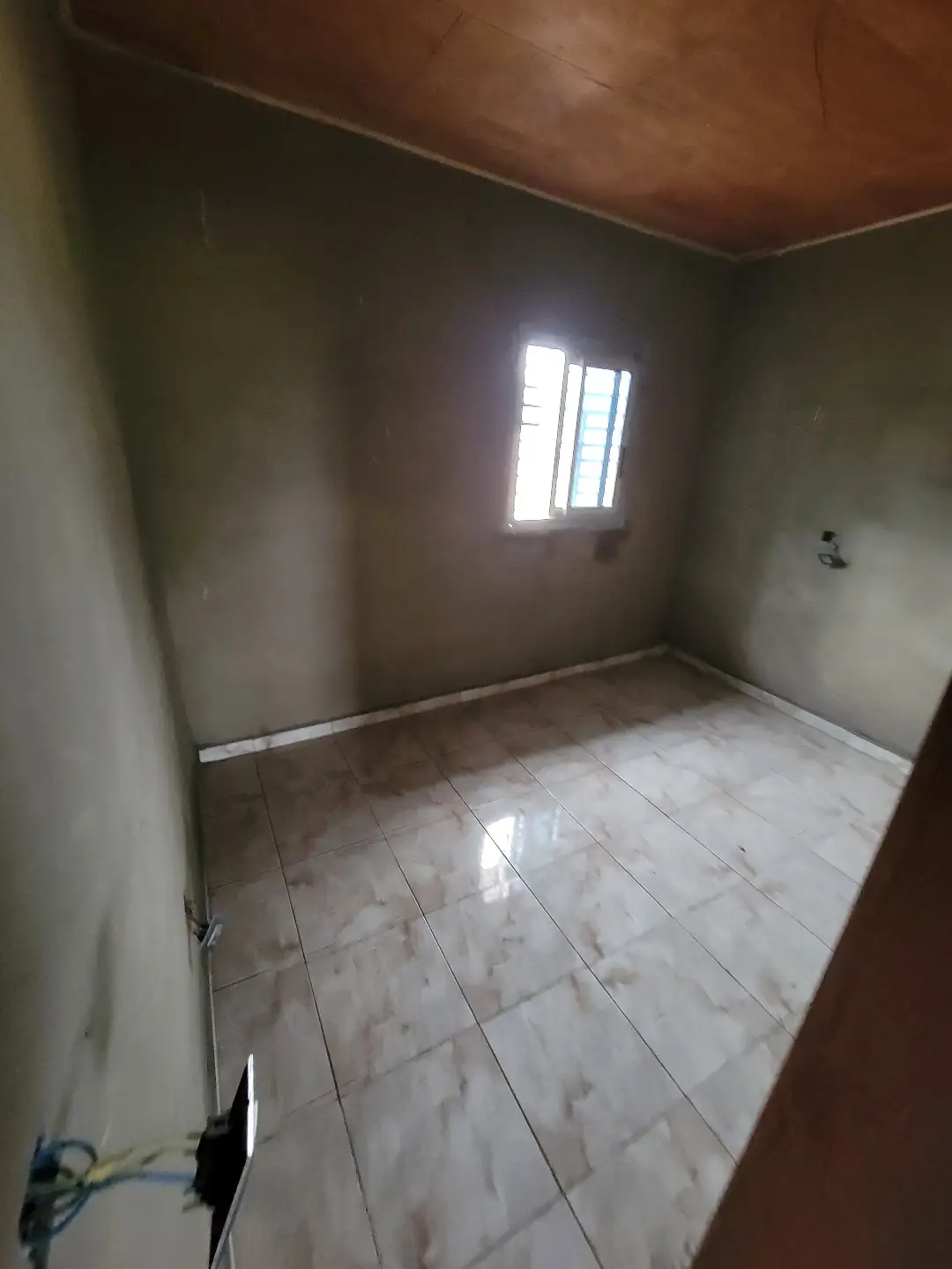 Studio moderne à louer à Bafoussam Ngouache I - Image 8
