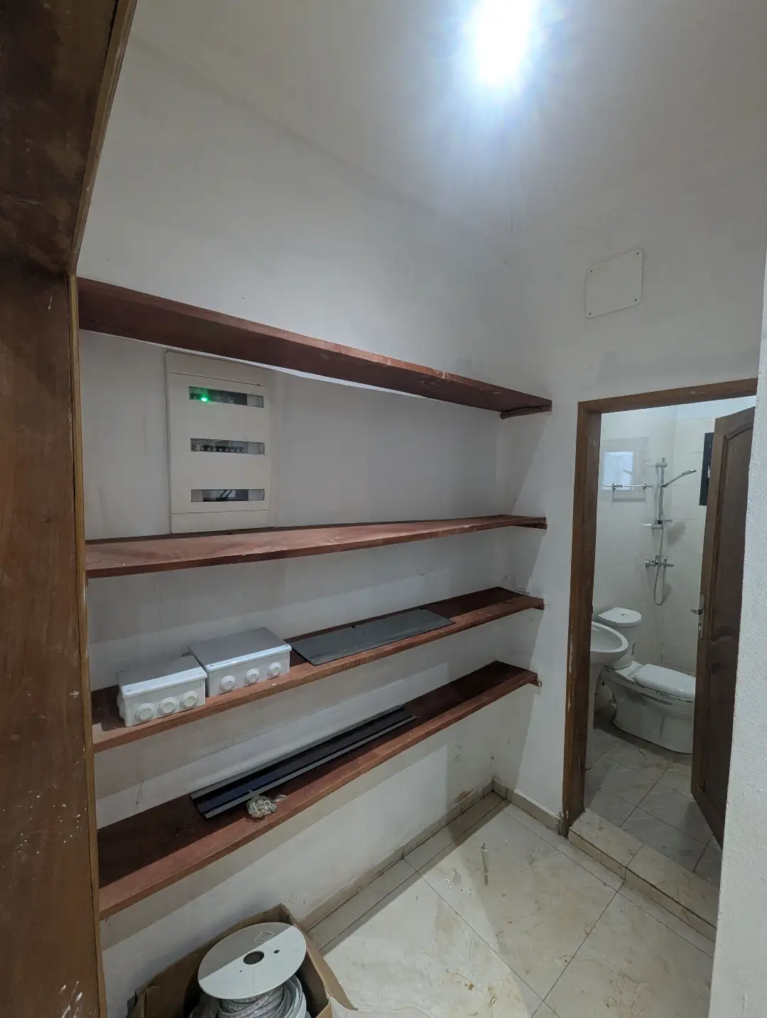 Appartement moderne à louer à Bafoussam A Proximite Du Carrefour Explosif - Image 8