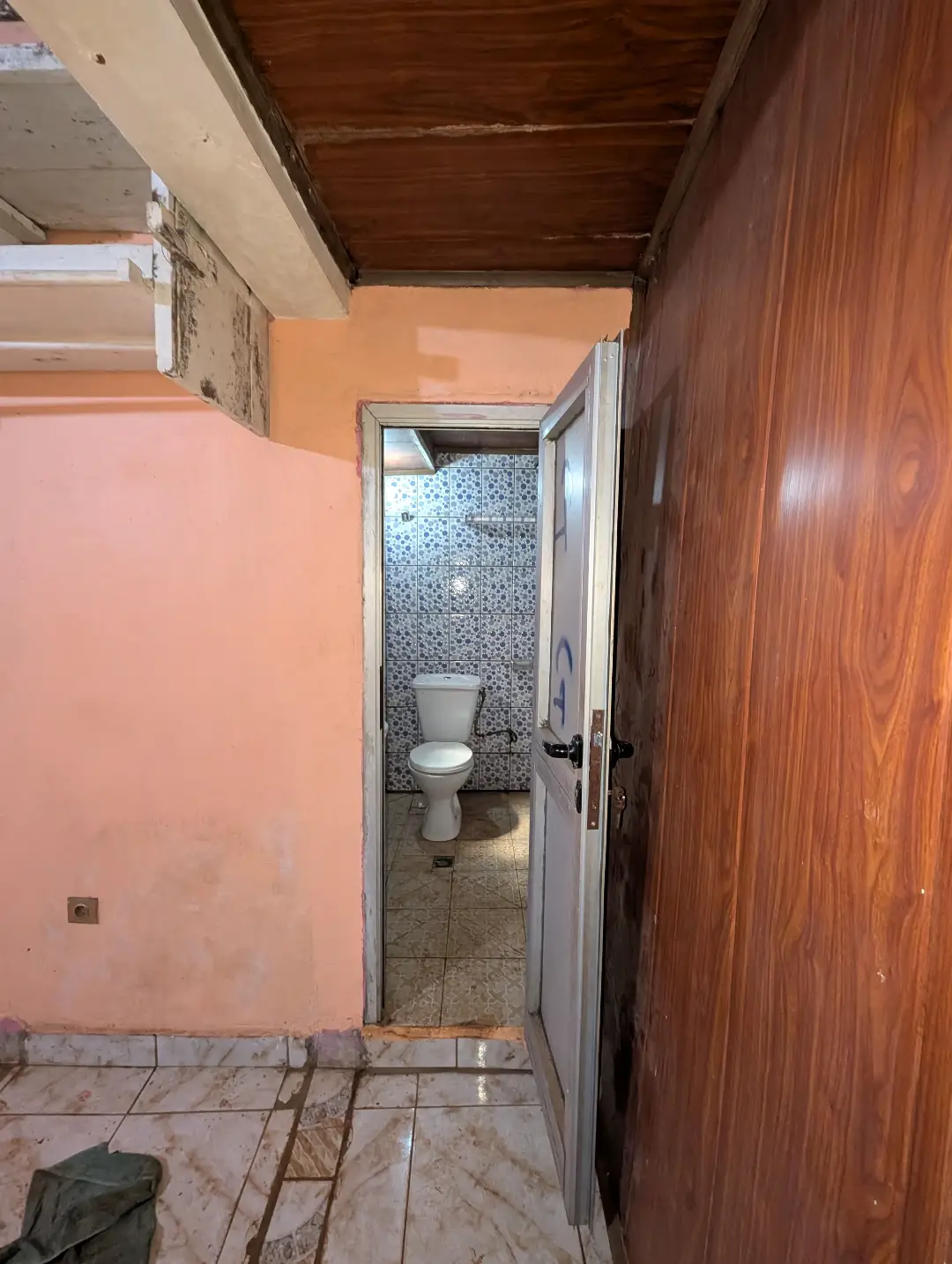 Chambre moderne à louer à Bafoussam Stade Municipal - Image 8