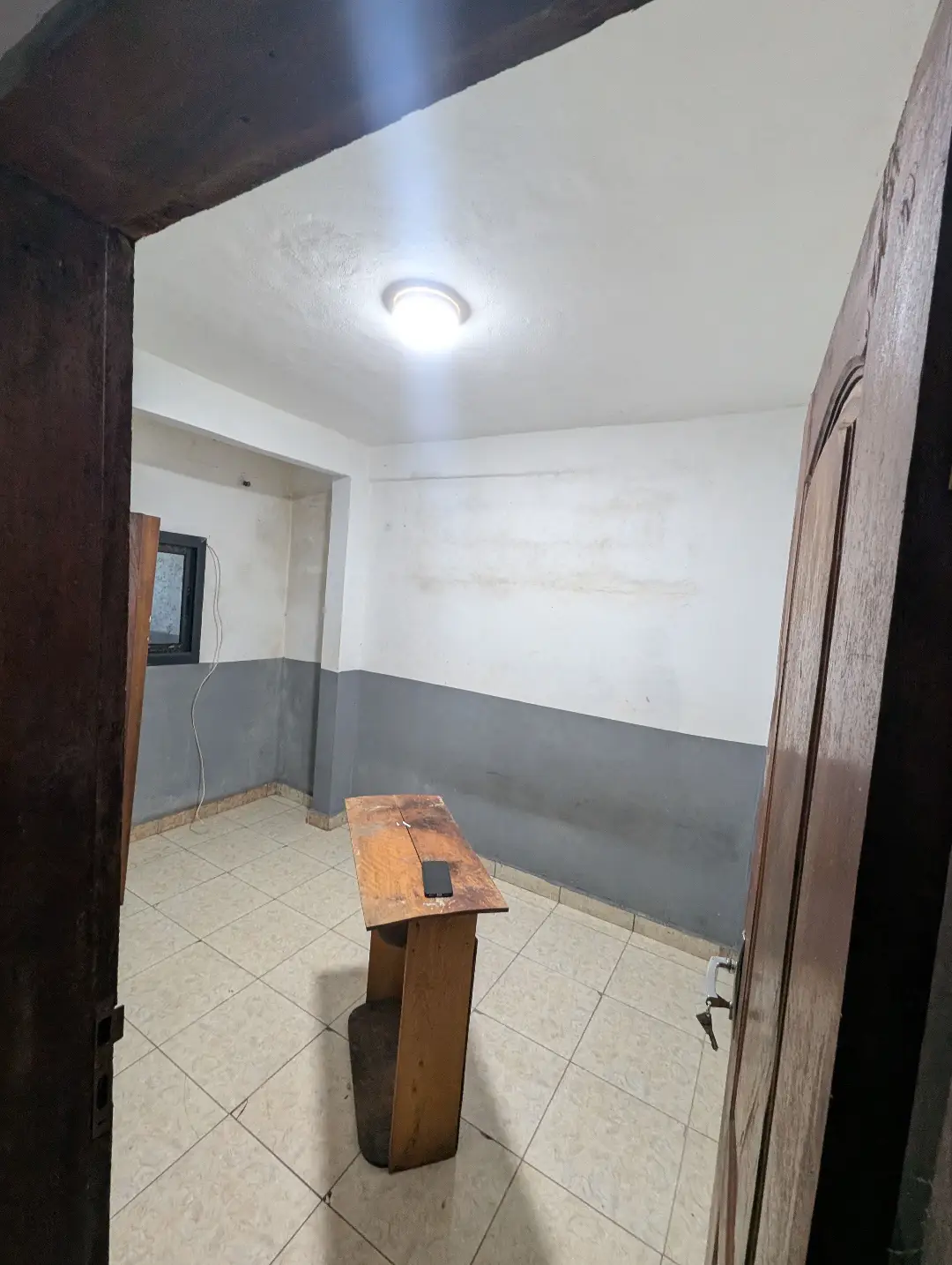 Studio moderne à louer à Bafoussam Socada - Image 8