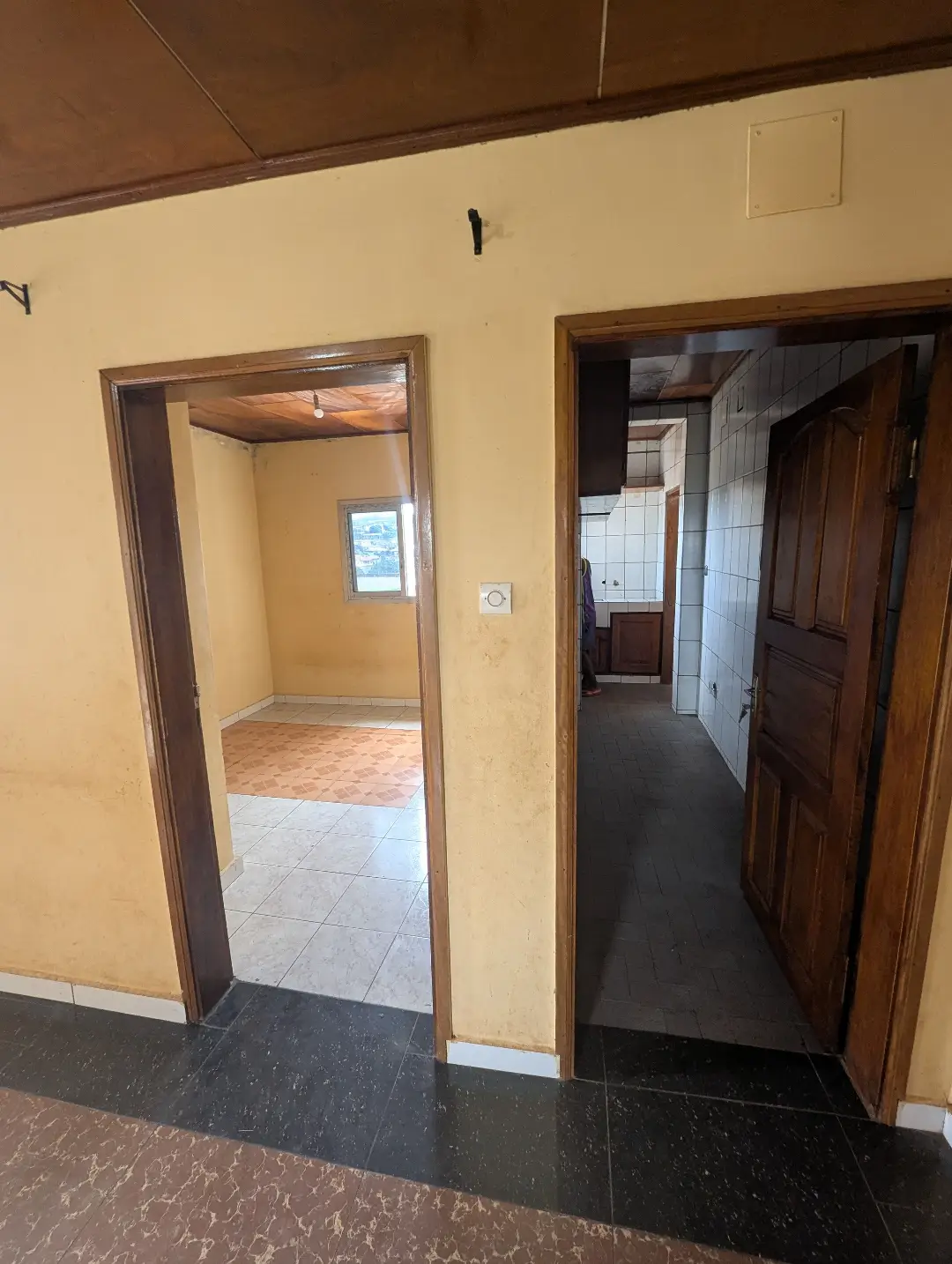 Appartement moderne à louer à Bafoussam Groupe 3 - Image 8