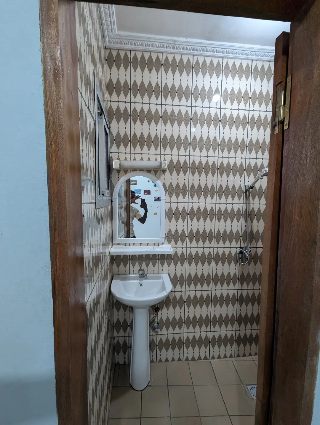 Chambre moderne à louer à Bafoussam Socada - Image 8