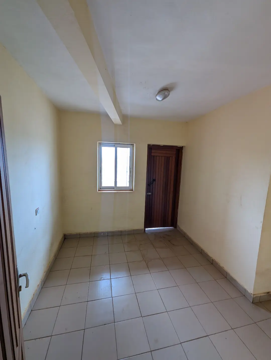 Appartement moderne à louer à Bafoussam Entree Ecole Normale - Image 8