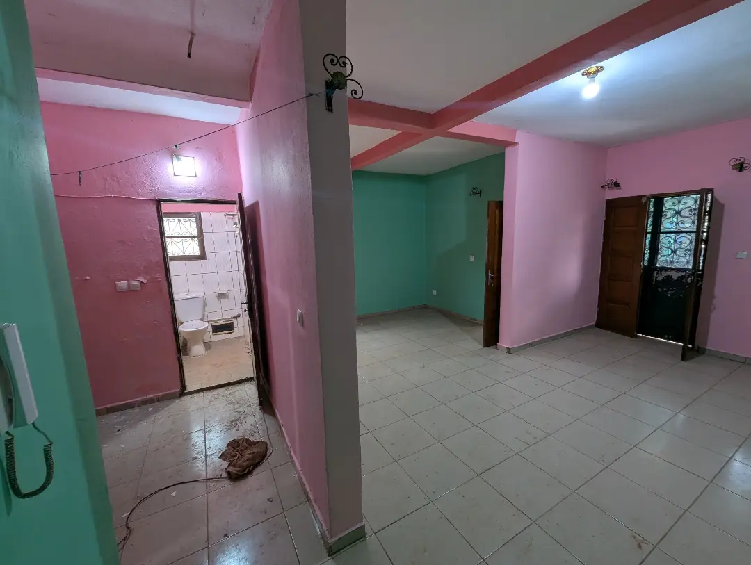 Appartement moderne à louer à Bafoussam Socada - Image 8