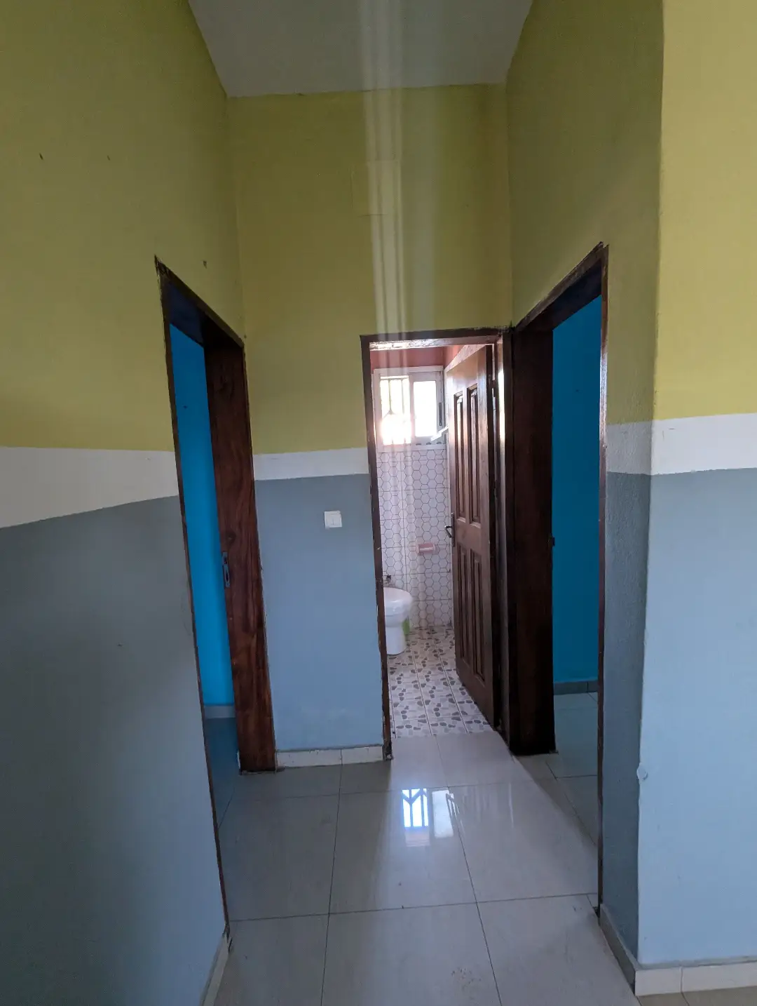 Appartement moderne à louer à Bafoussam Tama - Image 8