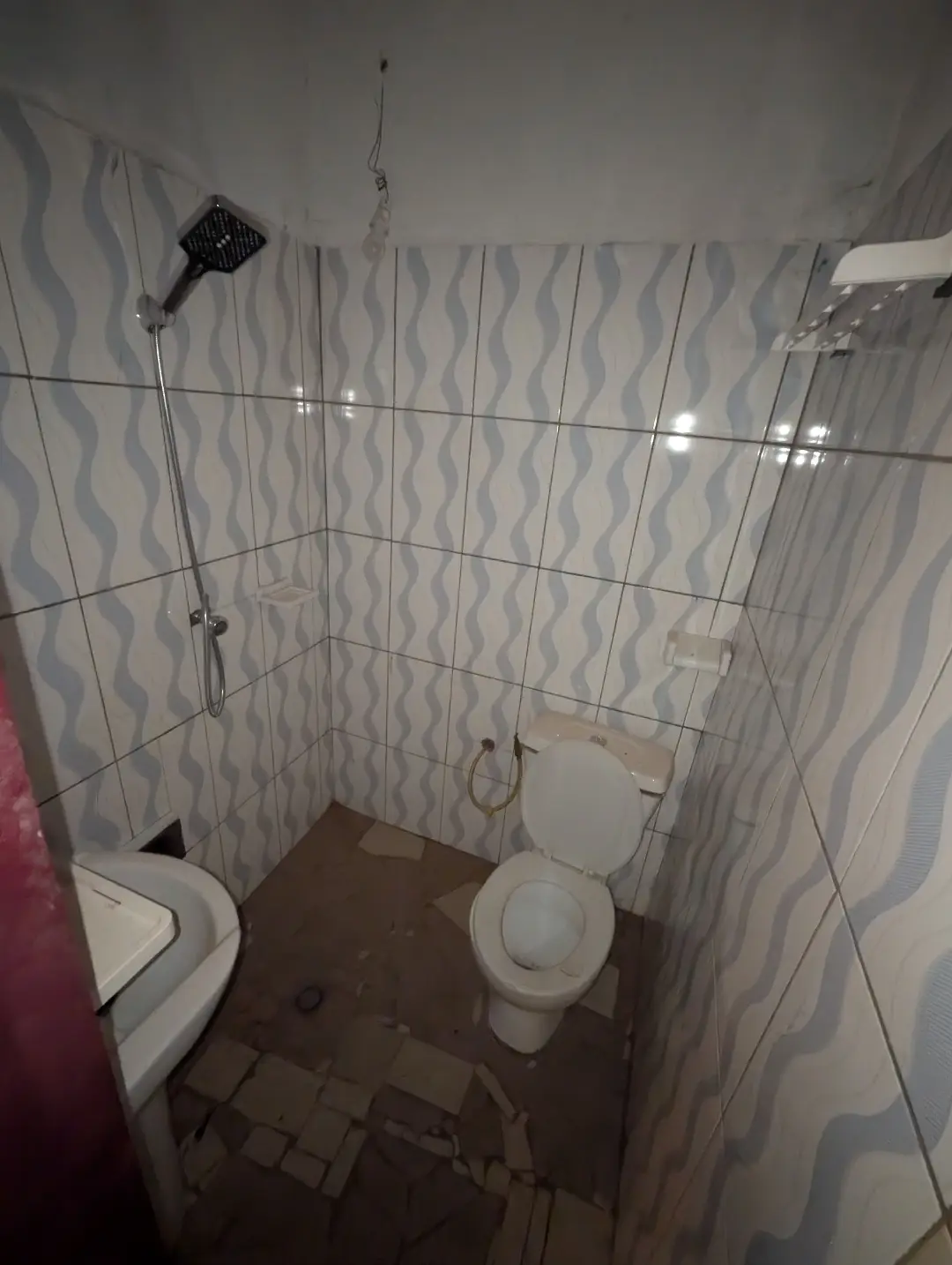 Appartement moderne à louer à Bafoussam Toket - Image 9