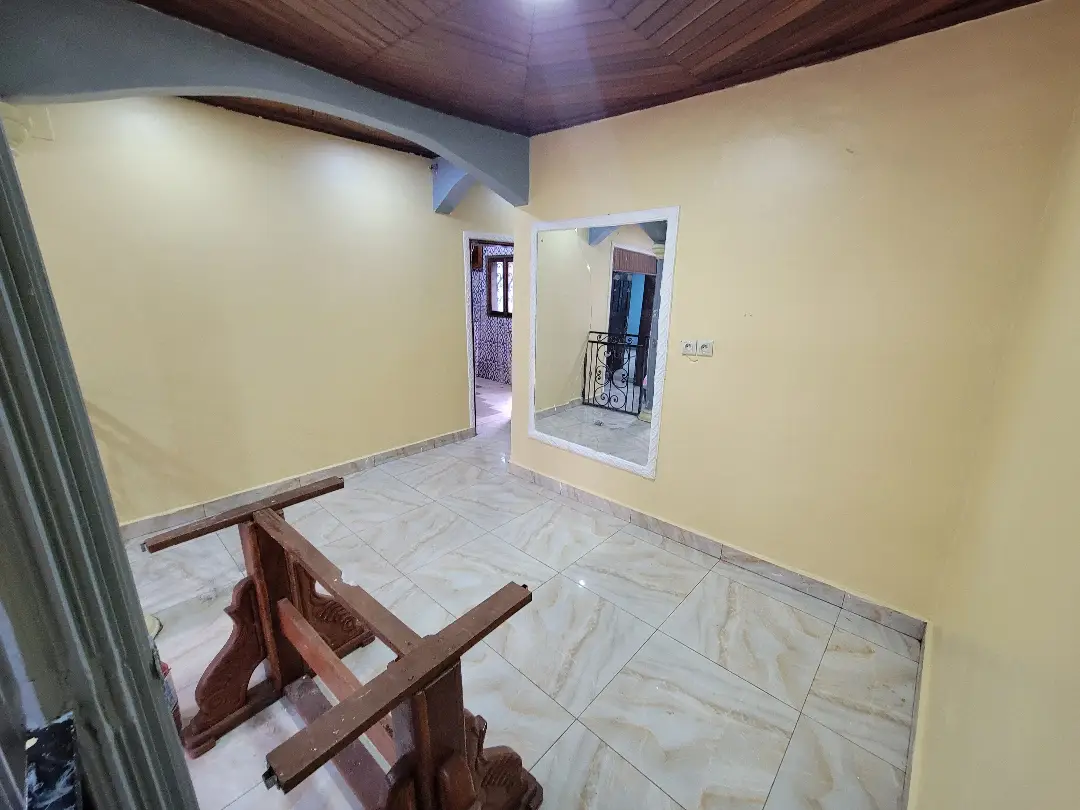 Villa moderne à louer à Bafoussam Force De Dieu - Image 9