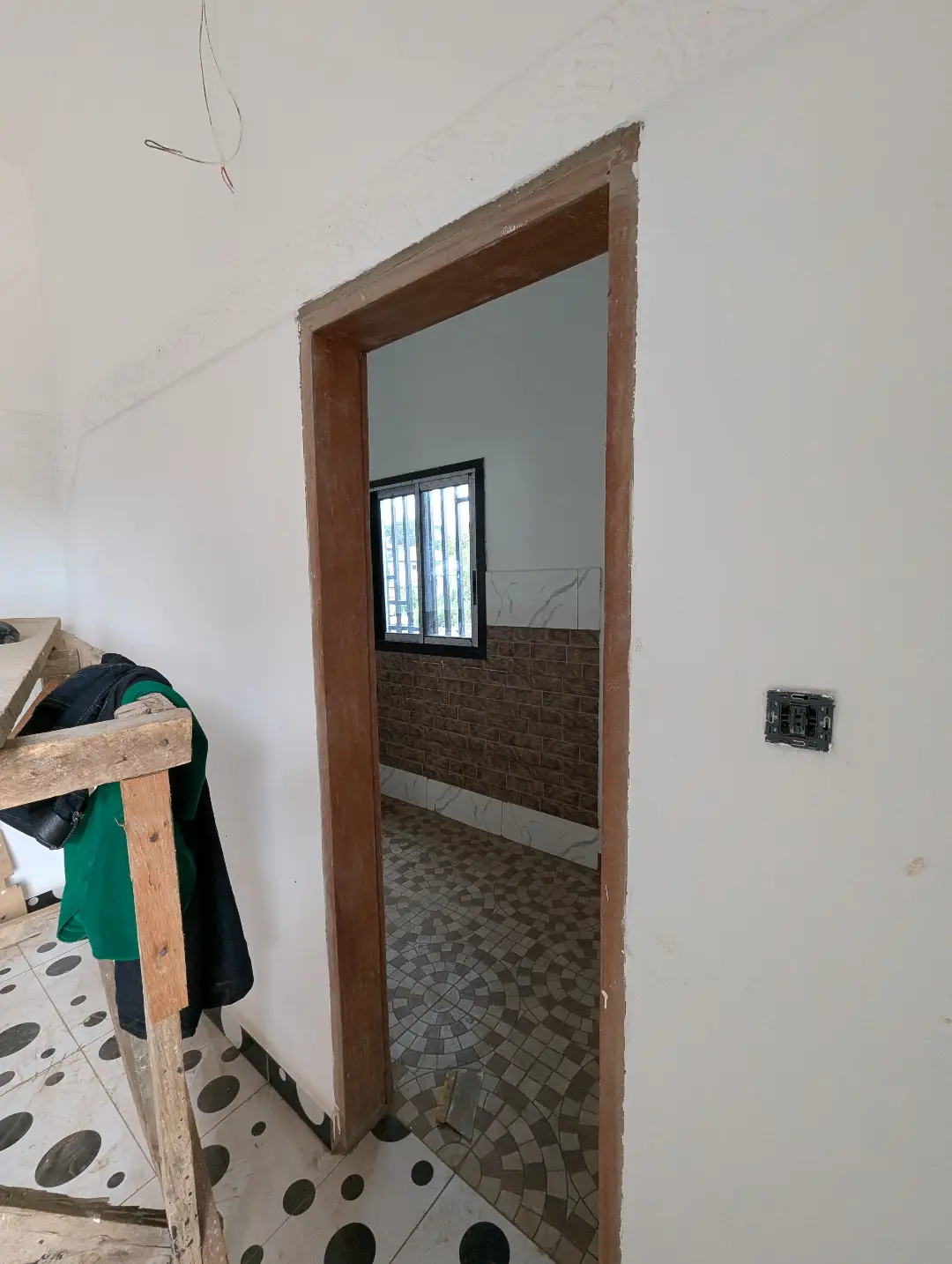 Appartement moderne à louer à Bafoussam Entre Domicile Tankou - Image 9