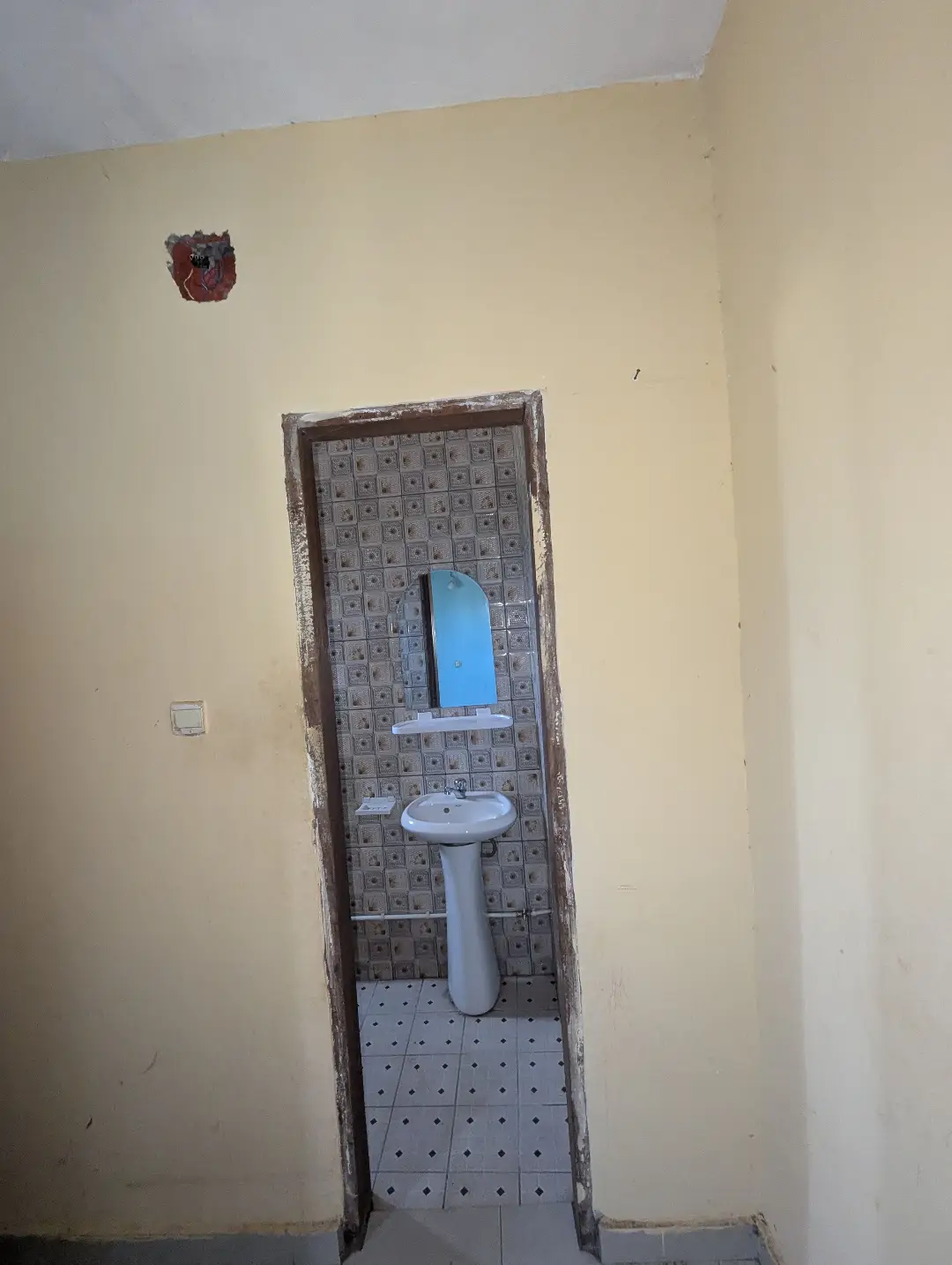 Appartement moderne à louer à Bafoussam Ta'a Mbah - Image 9