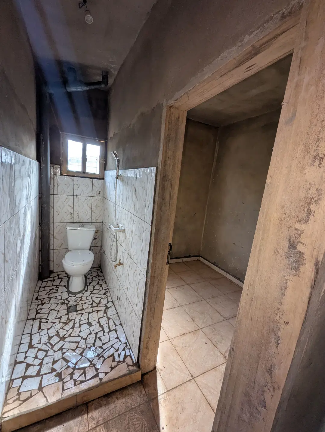 Appartement moderne à louer à Bafoussam Fin Goudron Toket - Image 9