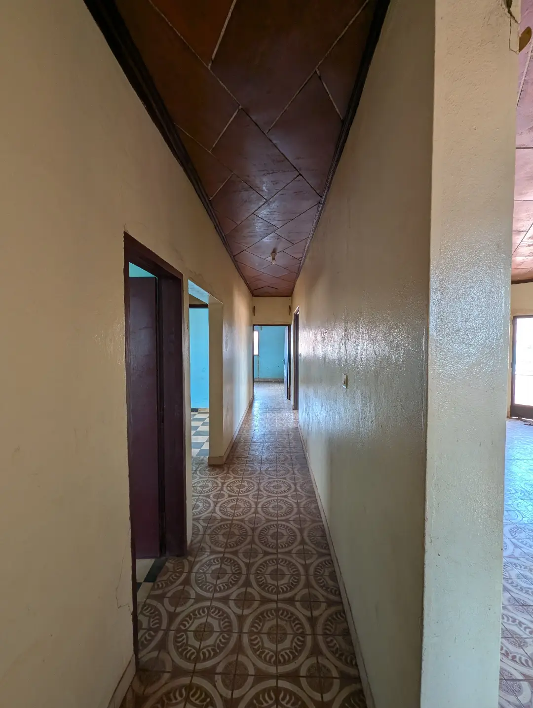 Appartement moderne à louer à Bafoussam Total D'en Bas - Image 9