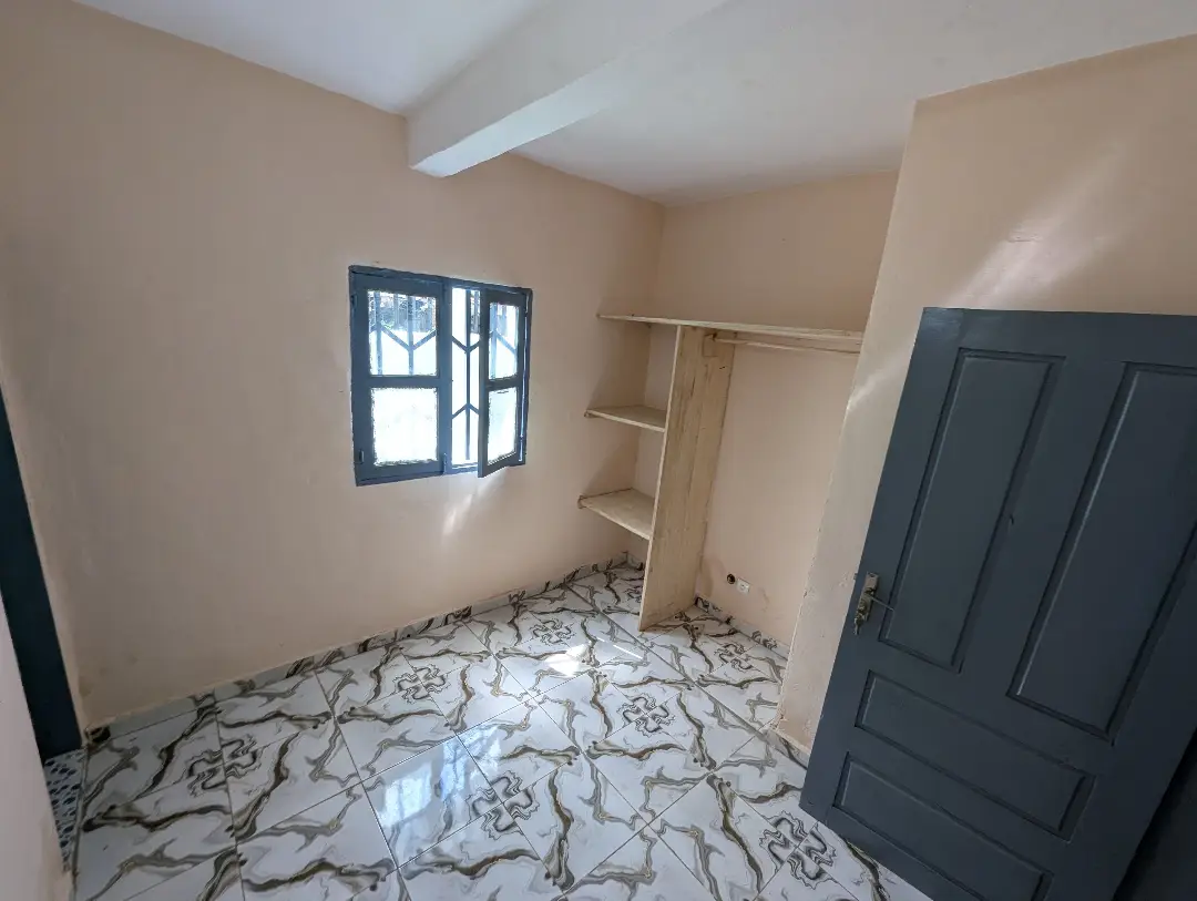 Appartement moderne à louer à Bafoussam Kamkop - Image 9