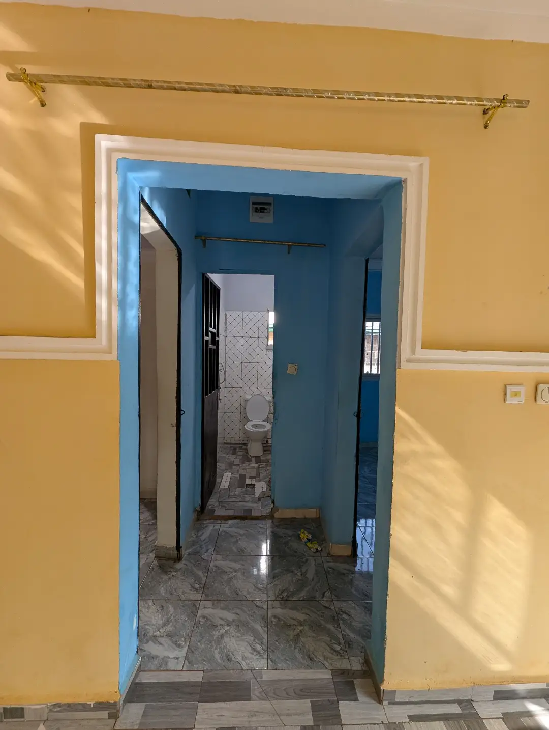 Appartement moderne à louer à Bafoussam Maeture - Image 9