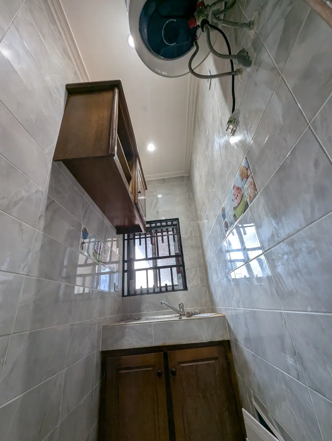 Studio moderne à louer à Bafoussam Maeture - Image 9