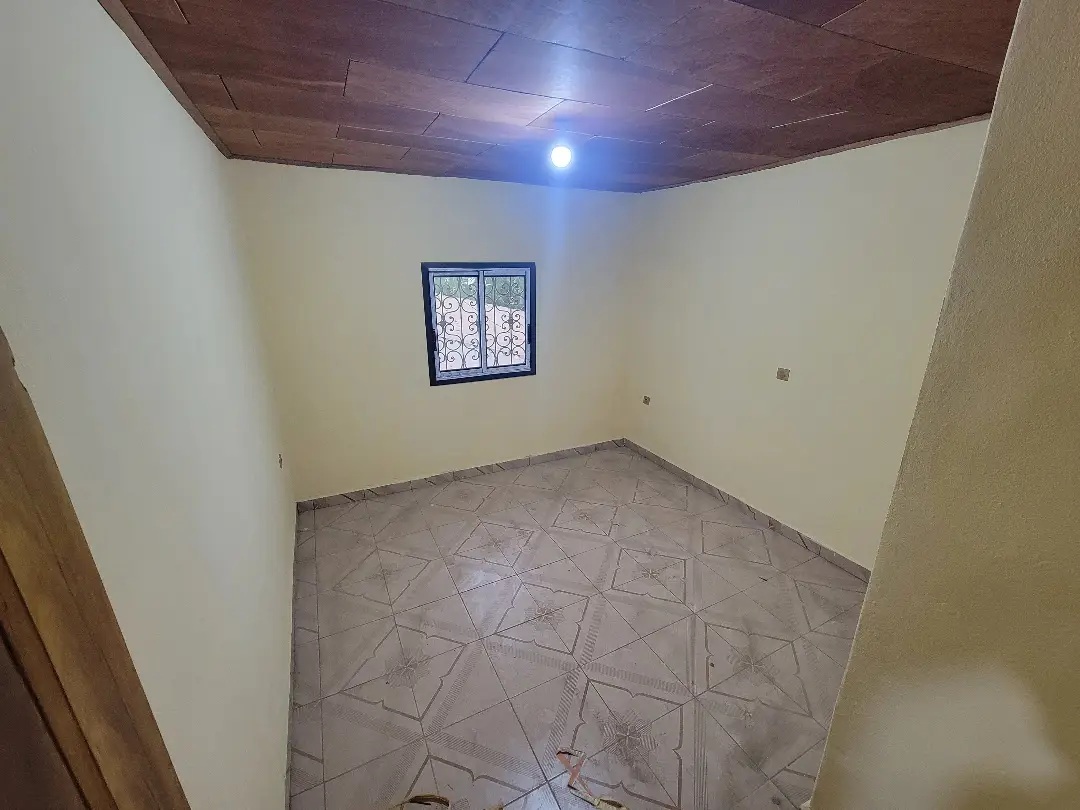 Appartement moderne à louer à Bafoussam Carrefour Ekoule - Image 10