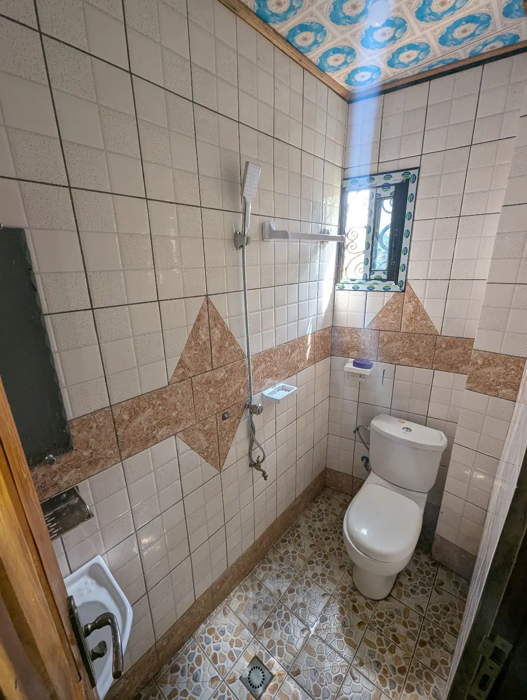 Appartement moderne à louer à Bafoussam Marche Casa - Image 10