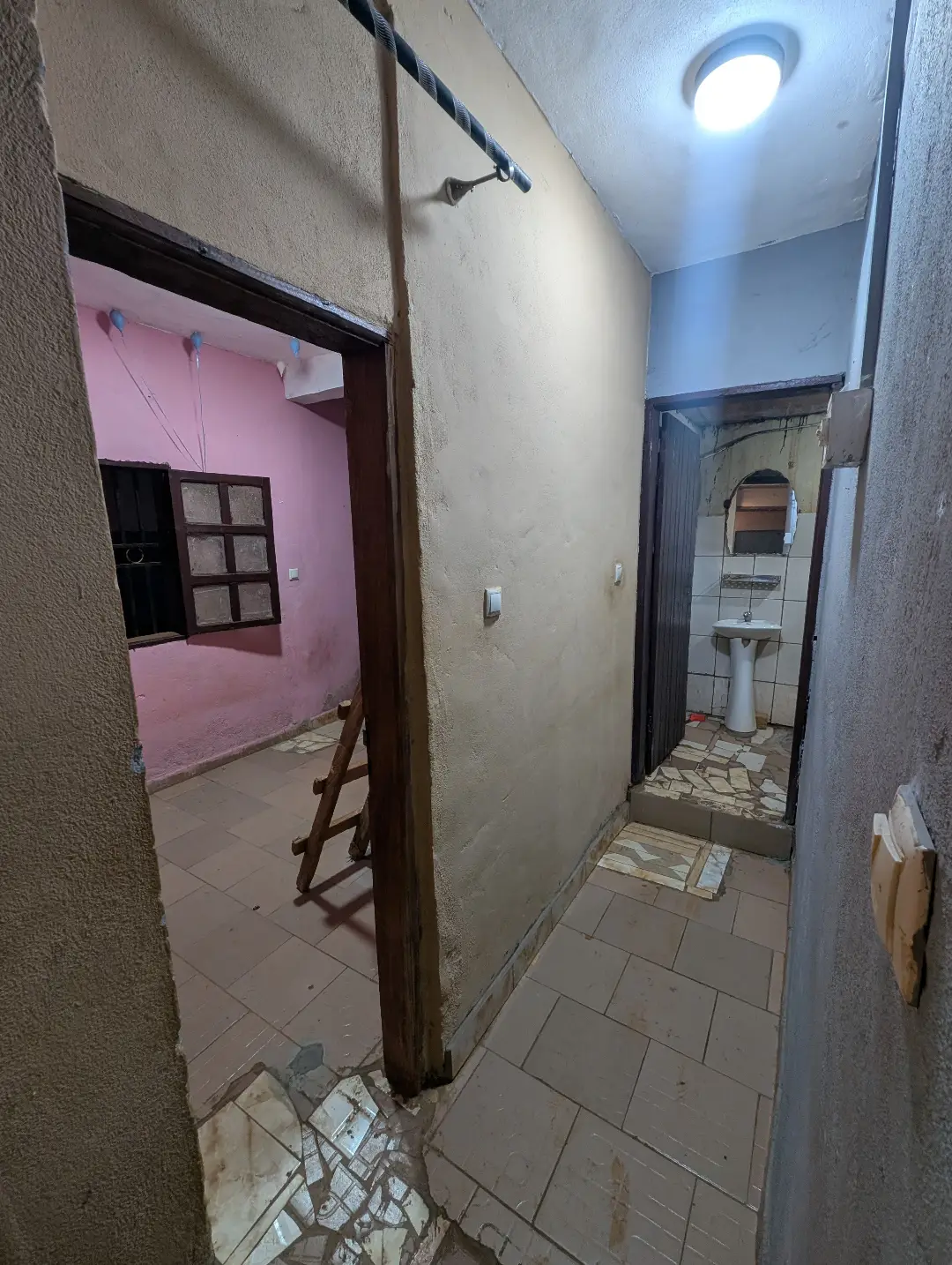 Studio moderne à louer à Bafoussam Socada - Image 10