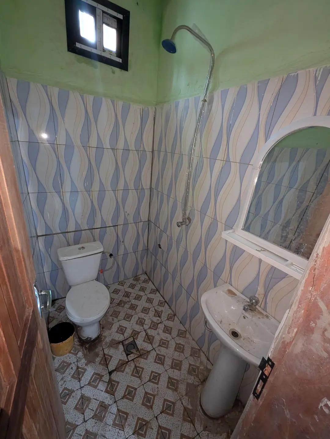 Appartement moderne à louer à Bafoussam Ndjiandam - Image 10
