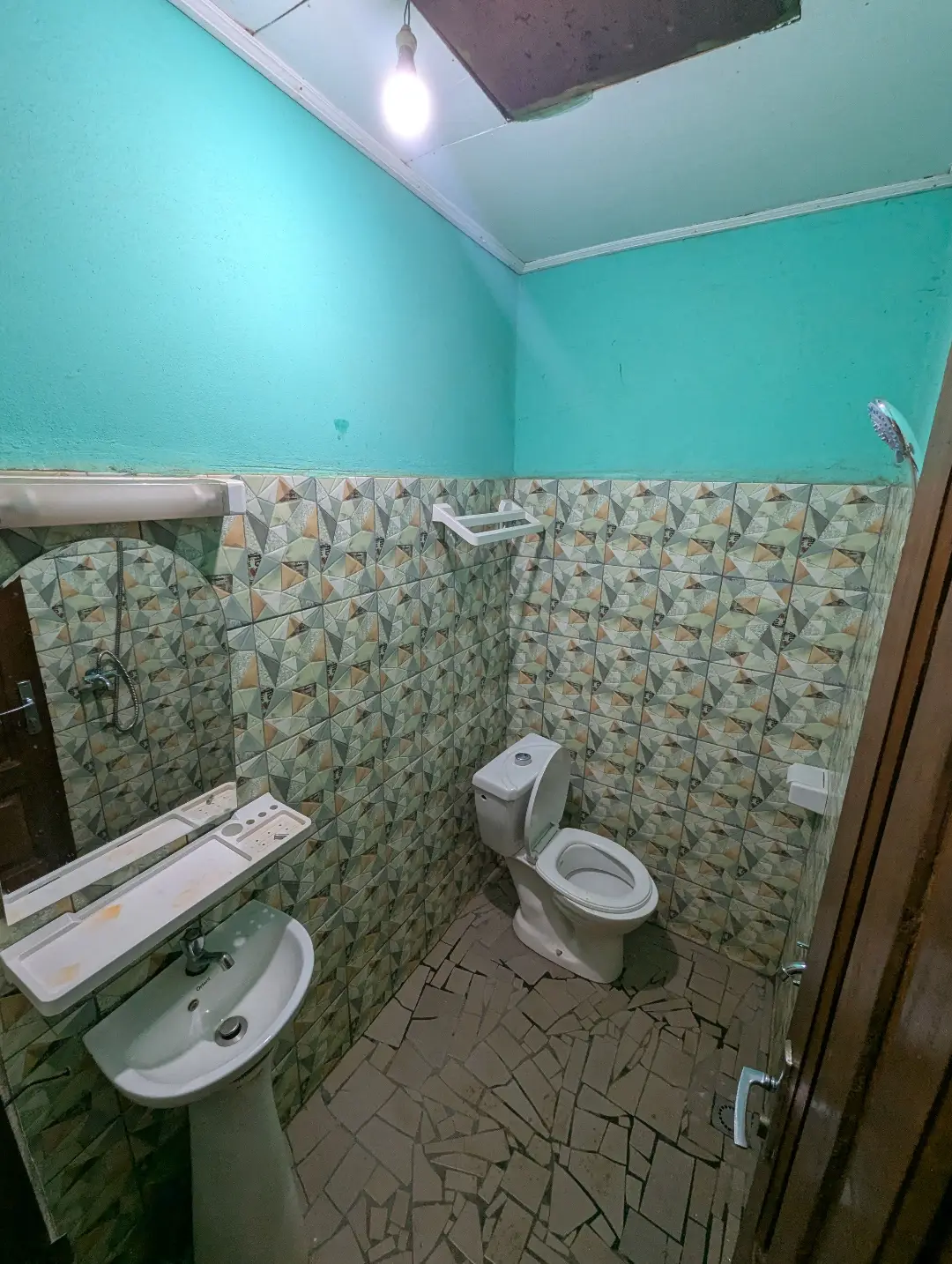 Appartement moderne à louer à Bafoussam Kouongouo - Image 10