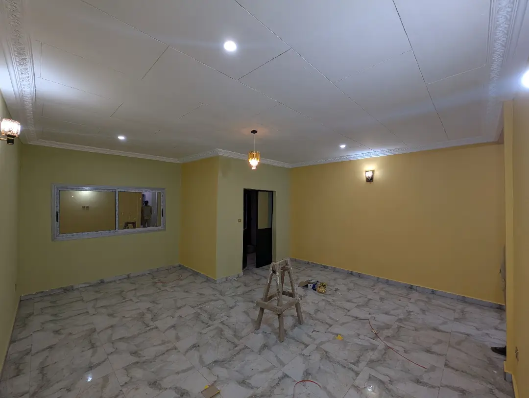 Appartement moderne à louer à Bafoussam Saint Charles - Image 1