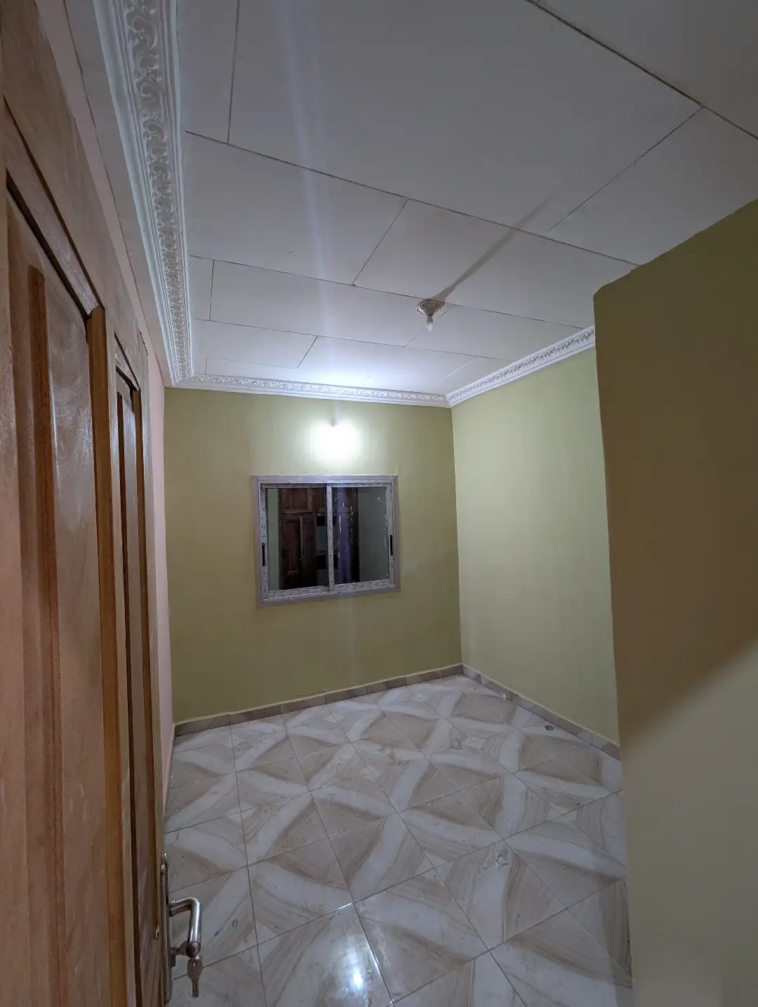 Appartement moderne à louer à Bafoussam Saint Charles - Image 13