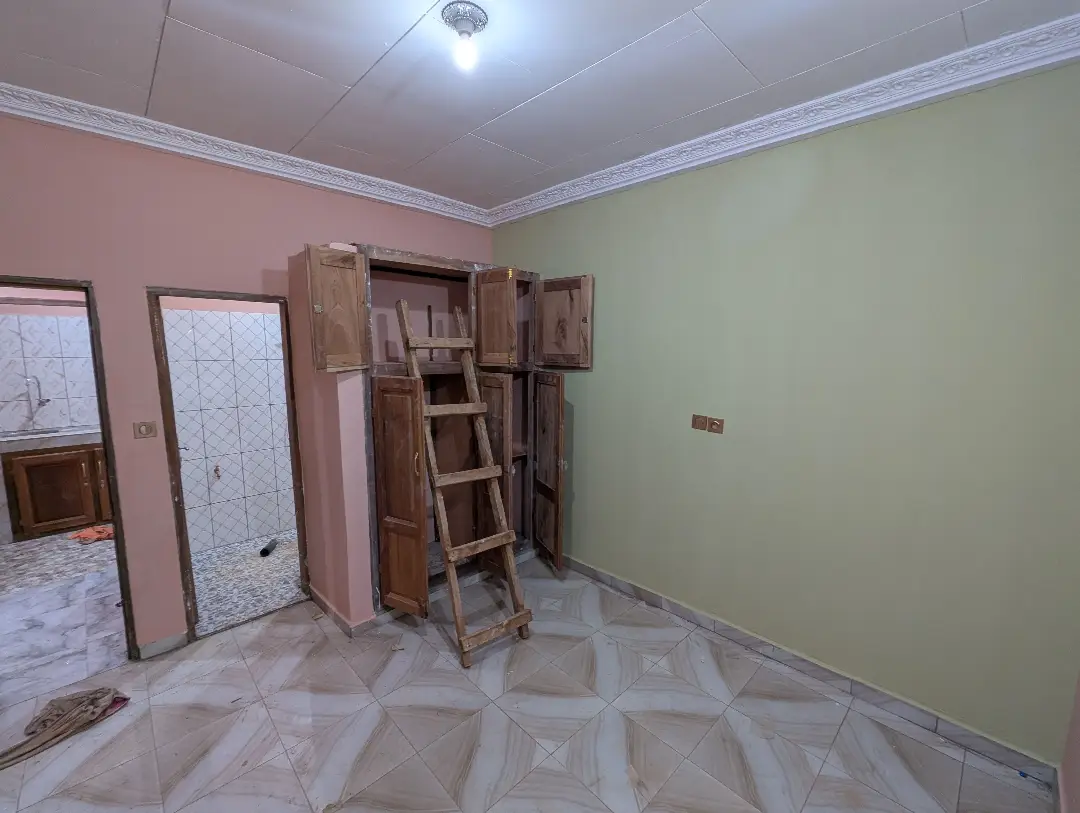 Appartement moderne à louer à Bafoussam Saint Charles - Image 20