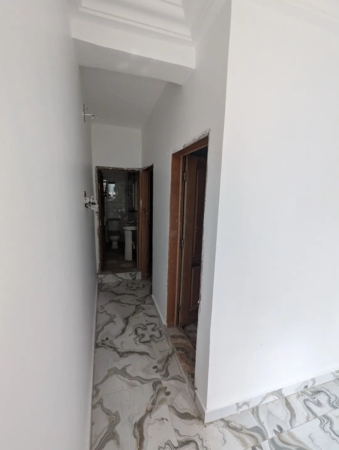 Studio moderne à louer à Bafoussam Kouongouo - Image 6