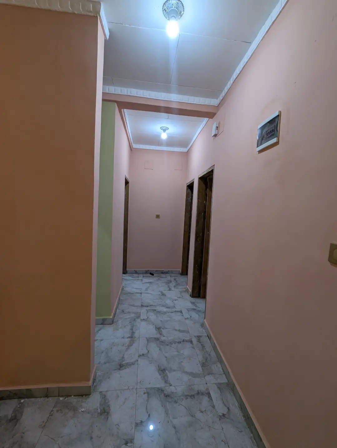 Appartement moderne à louer à Bafoussam Saint Charles - Image 8