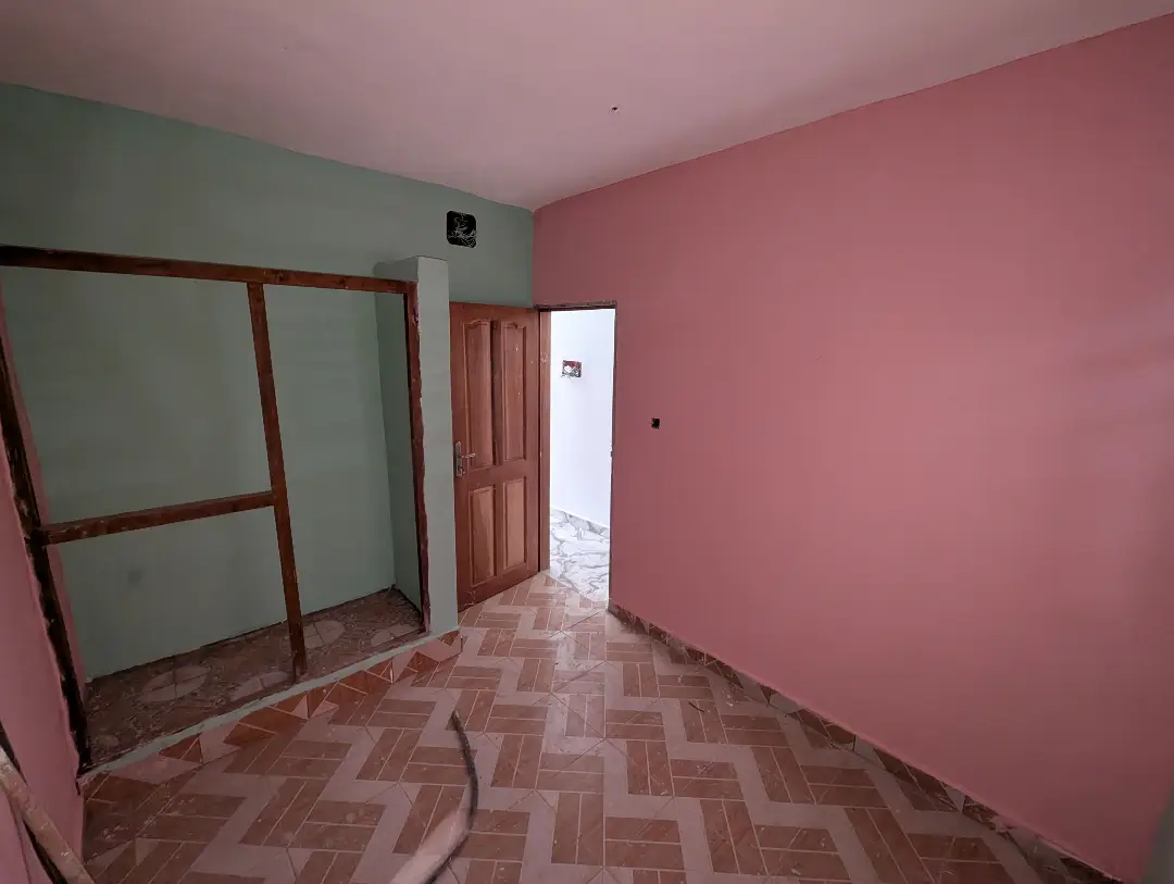 Studio moderne à louer à Bafoussam Kouongouo - Image 9
